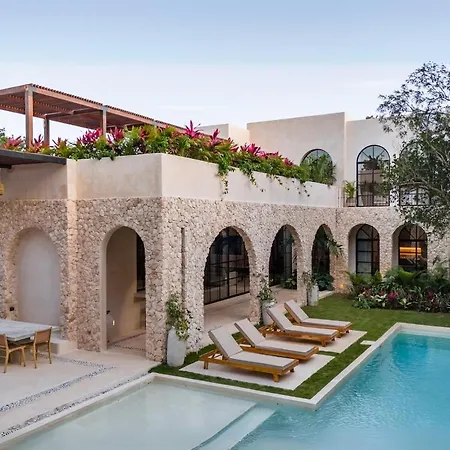 Casa Colina Stunning Pool Rooftop Bbq N Lounge